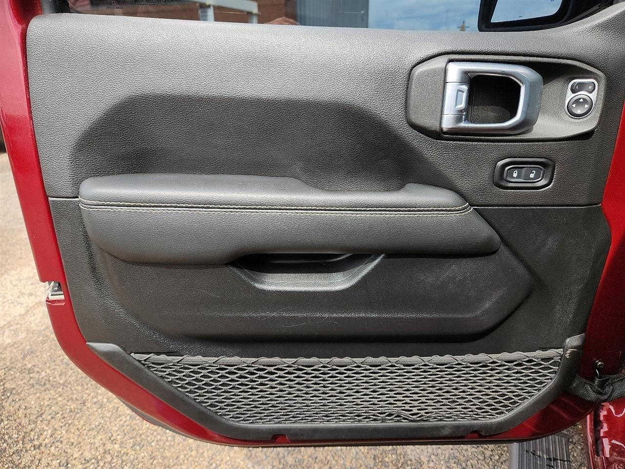Jeep Wrangler  2021