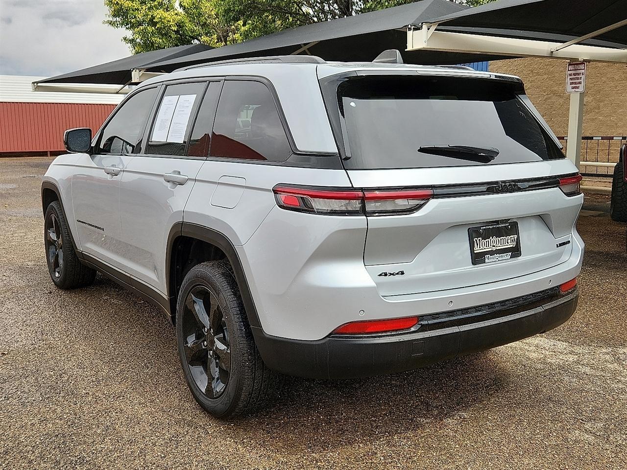 Jeep Grand Cherokee  2024