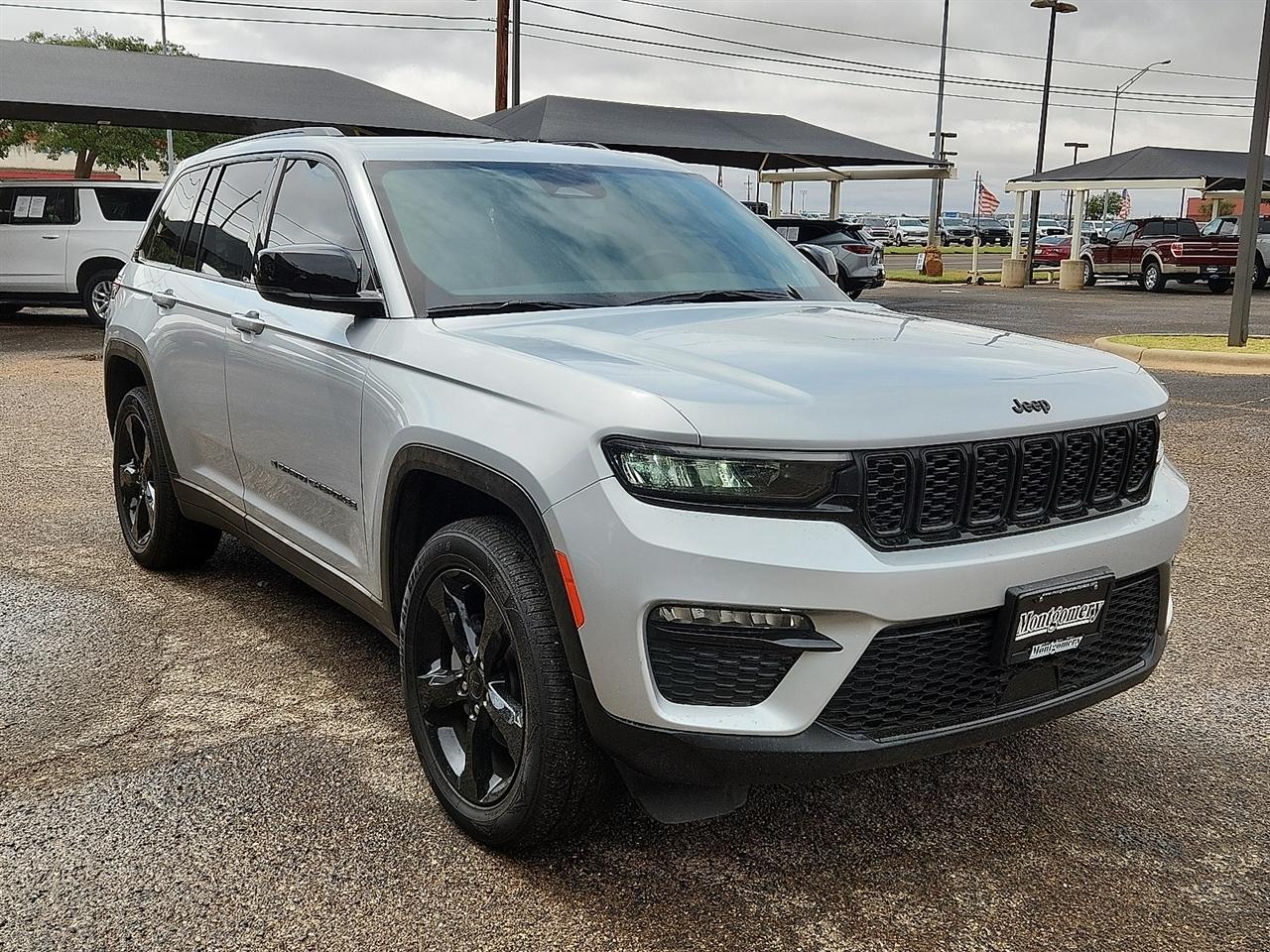 Jeep Grand Cherokee  2024