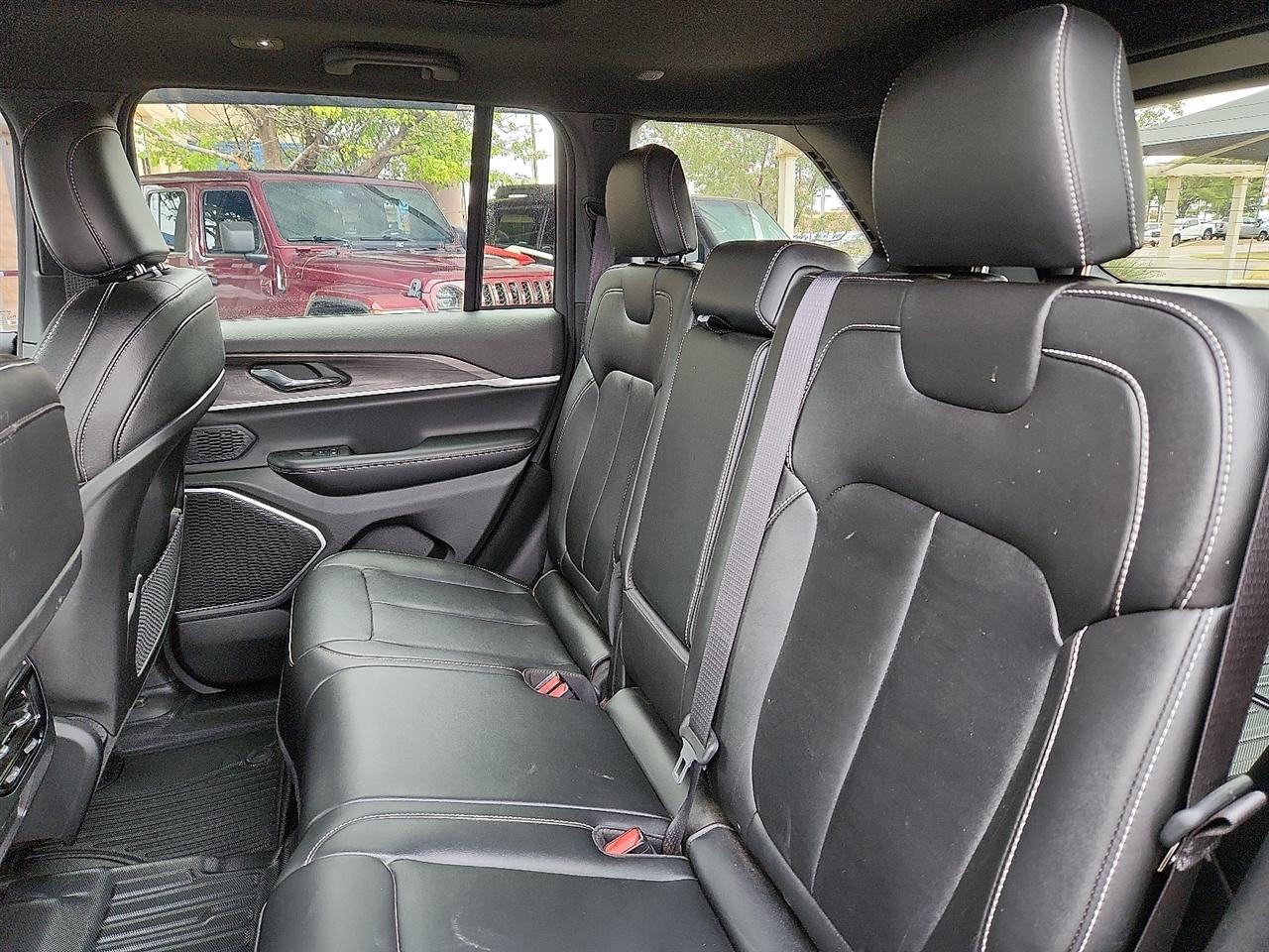 Jeep Grand Cherokee  2024