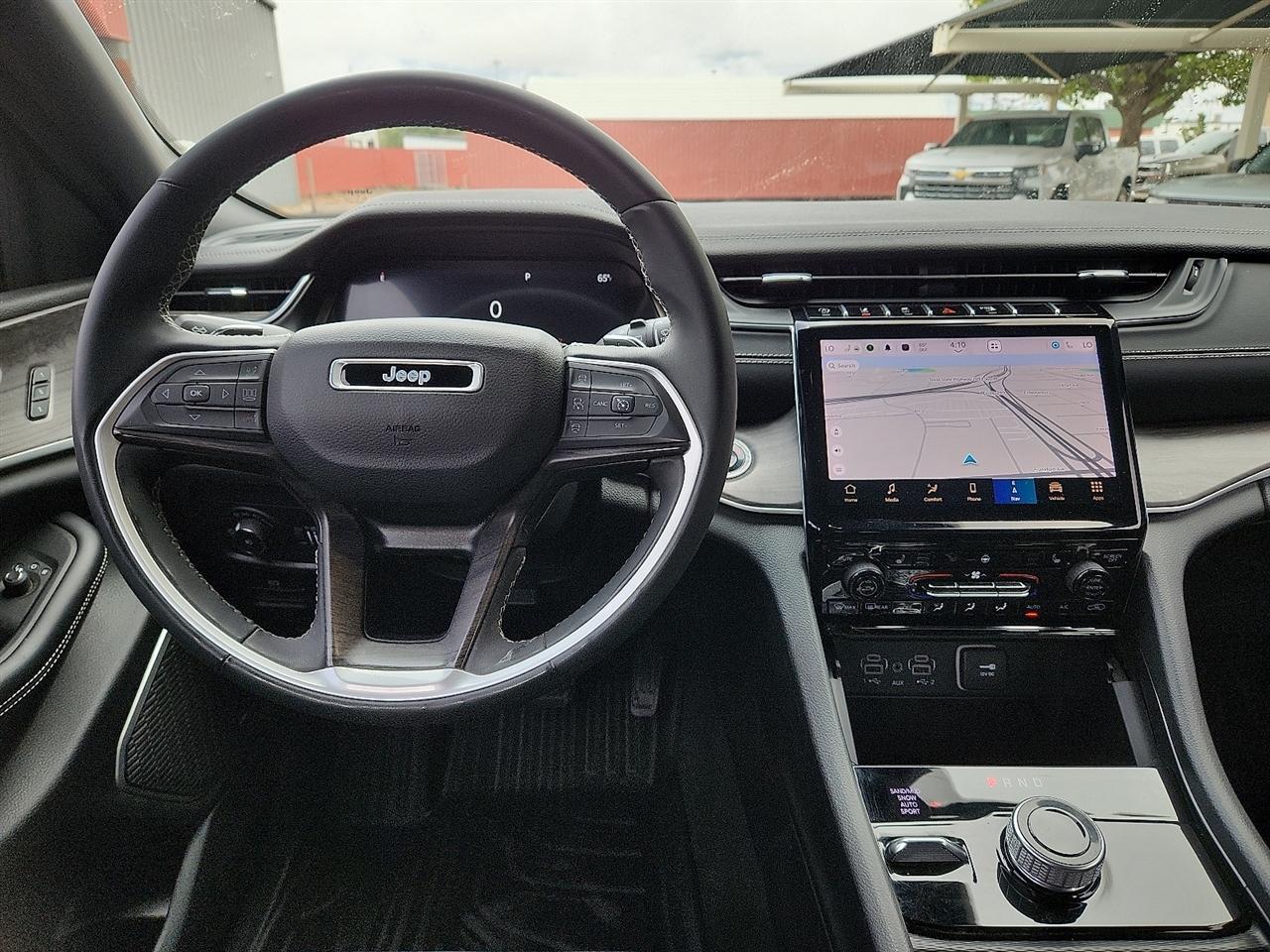 Jeep Grand Cherokee  2024