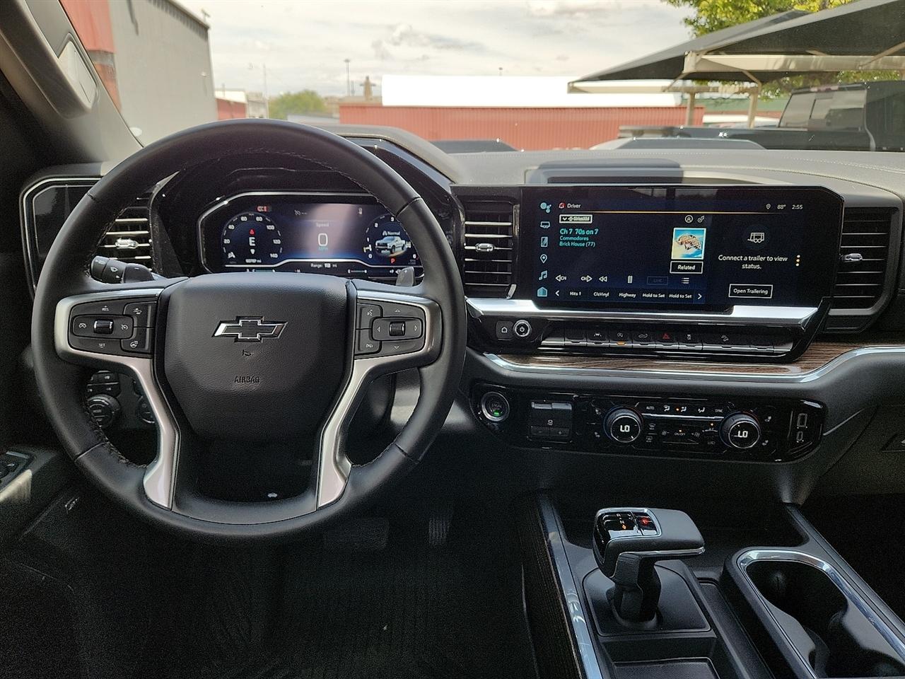 Chevrolet Silverado 1500  2025