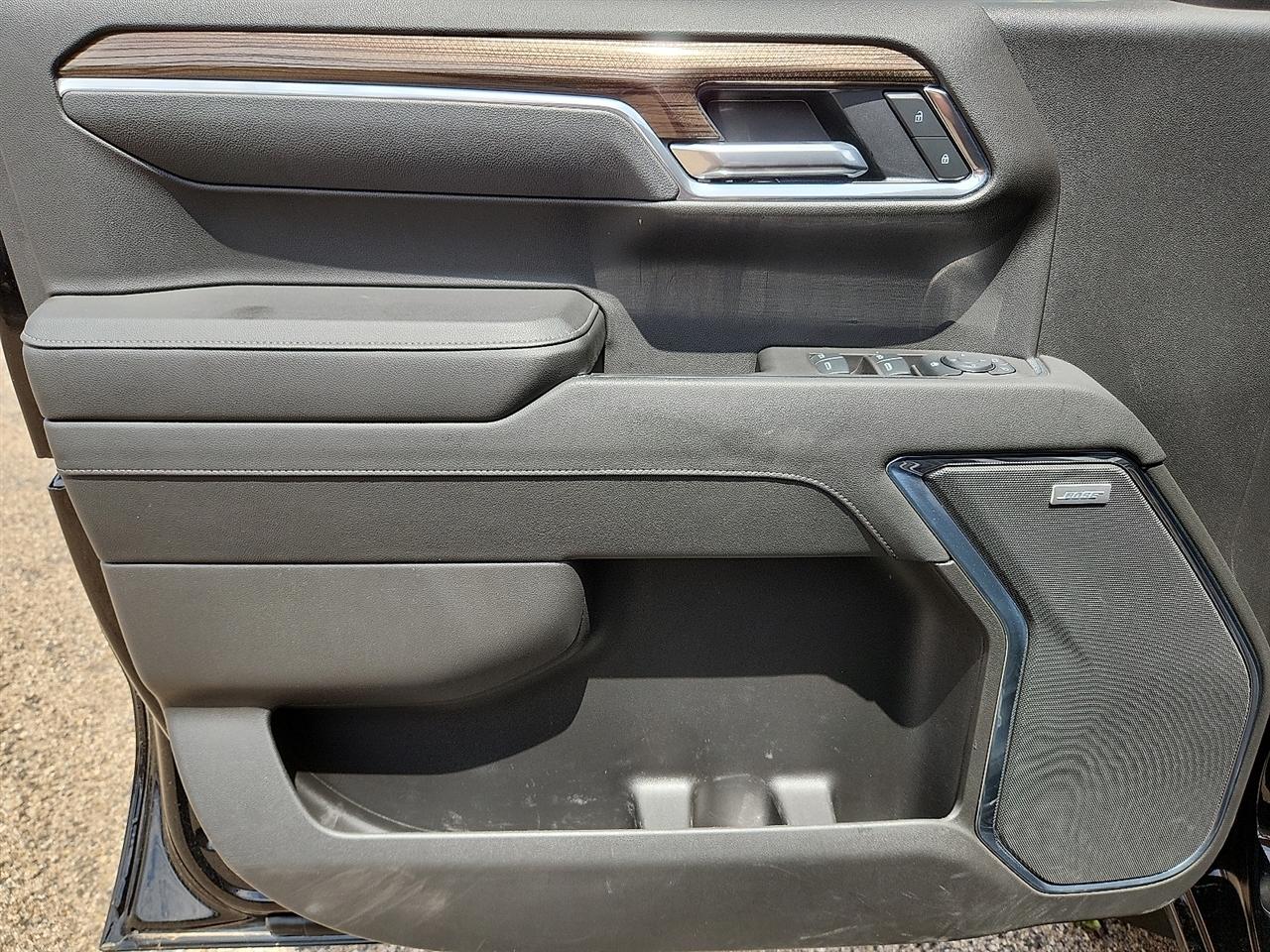 Chevrolet Silverado 1500  2025