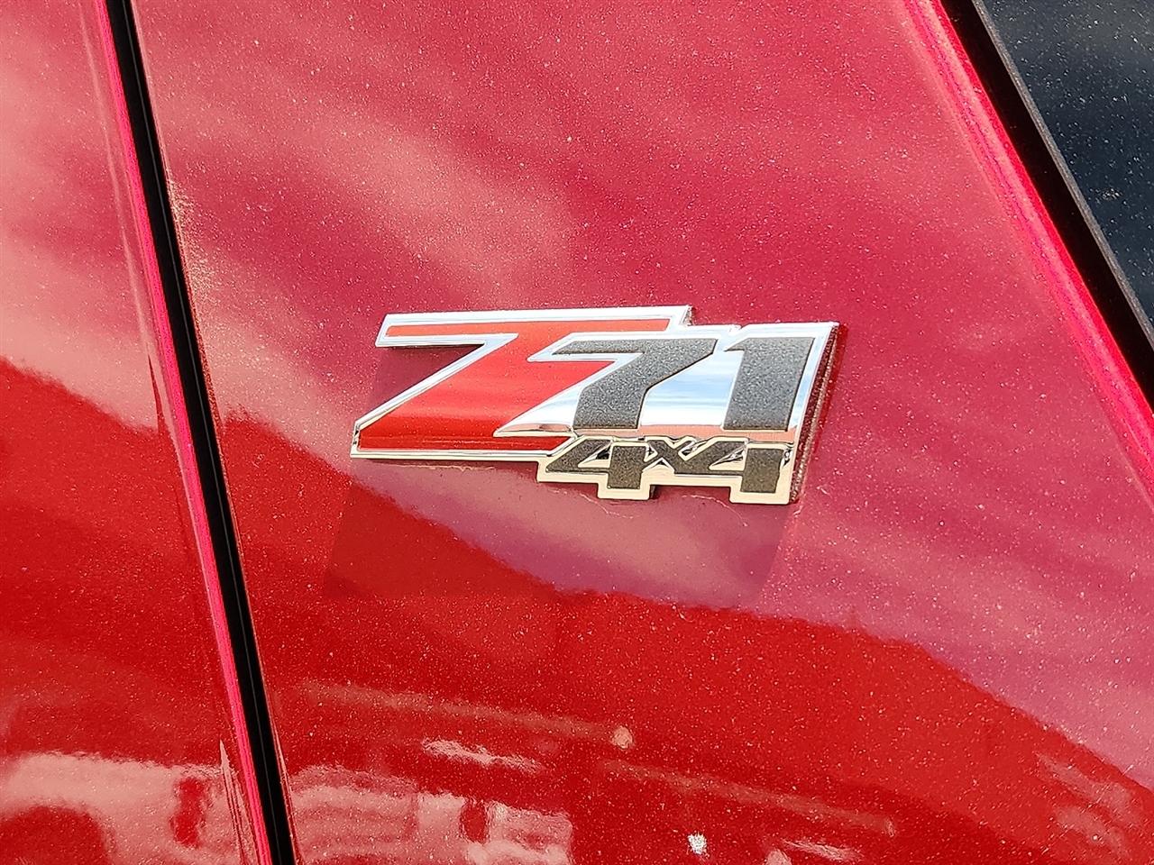 Chevrolet Tahoe  2012