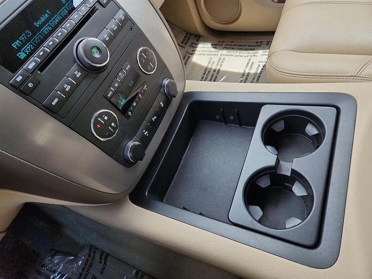 Chevrolet Tahoe  2012