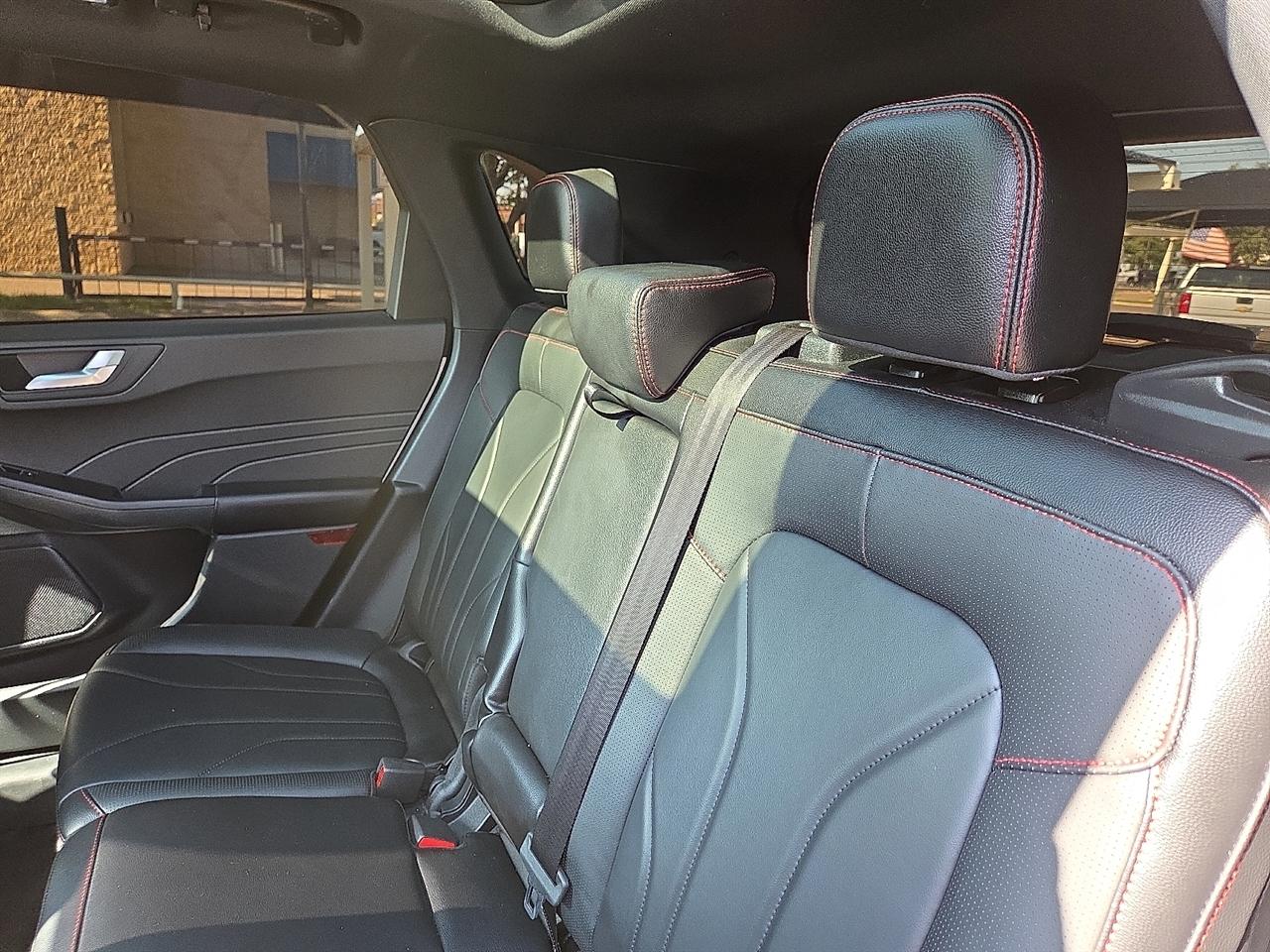 Ford Escape  2025