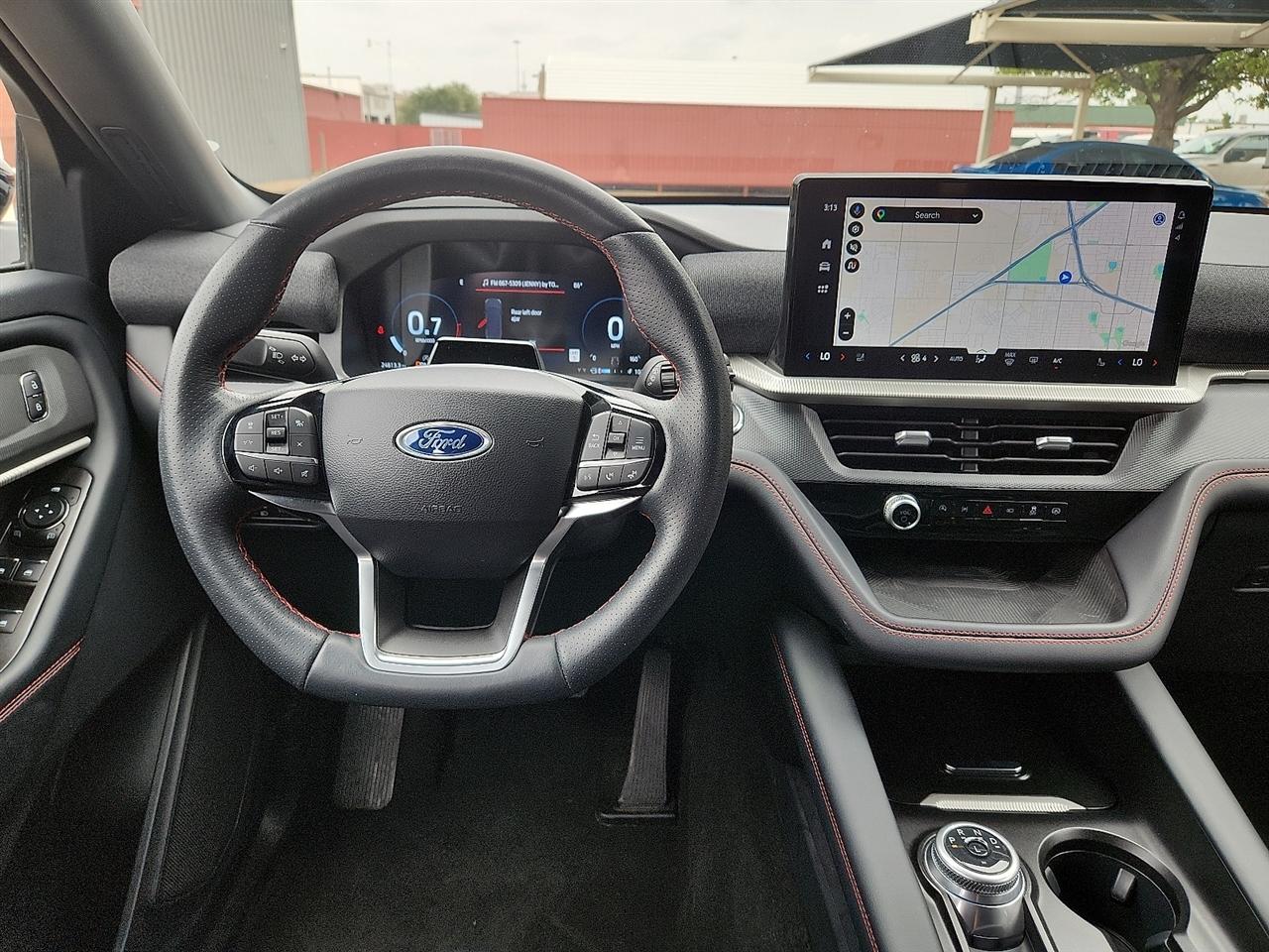 Ford Explorer  2025
