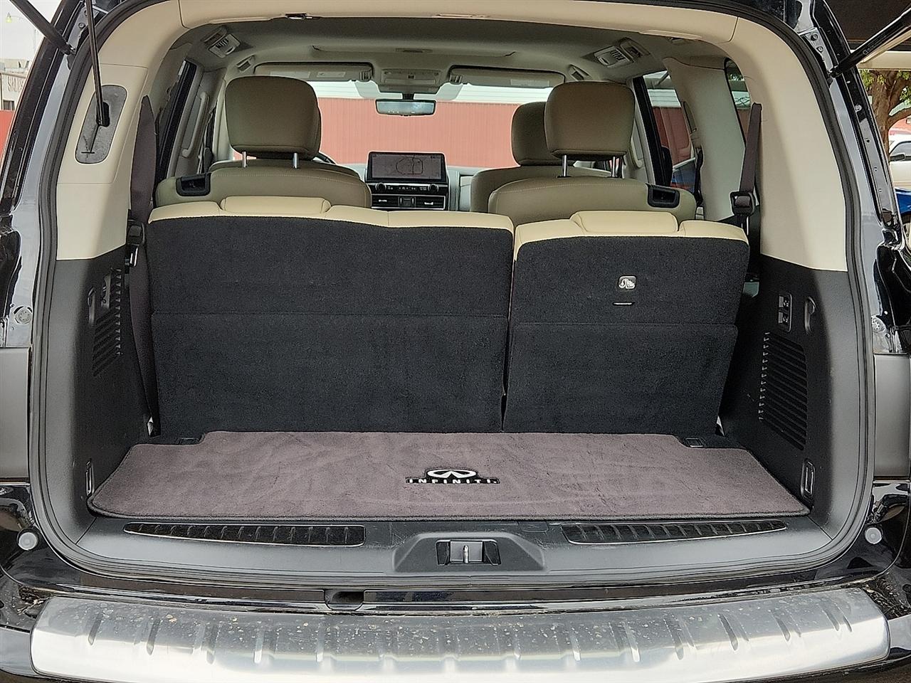 Infiniti QX80  2022