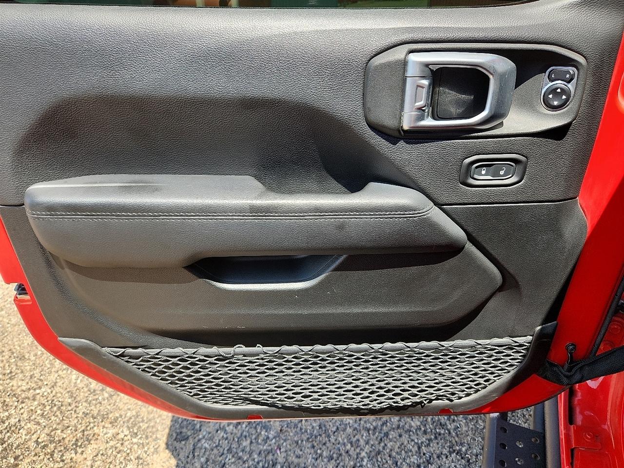 Jeep Wrangler  2021