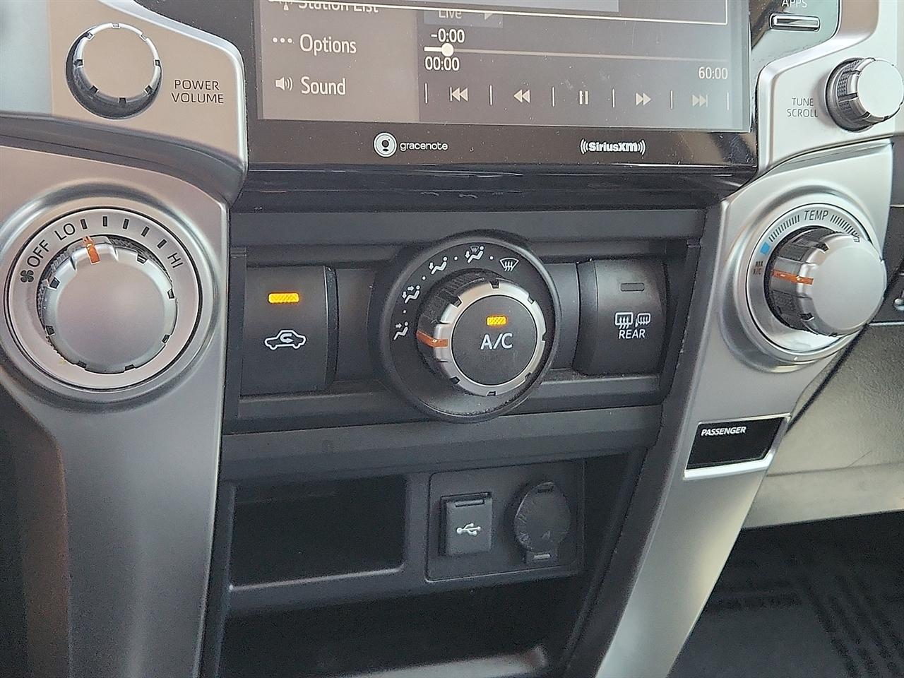 Toyota 4Runner  2020