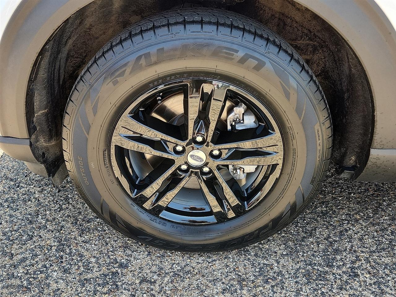 Ford Explorer XLT 2022