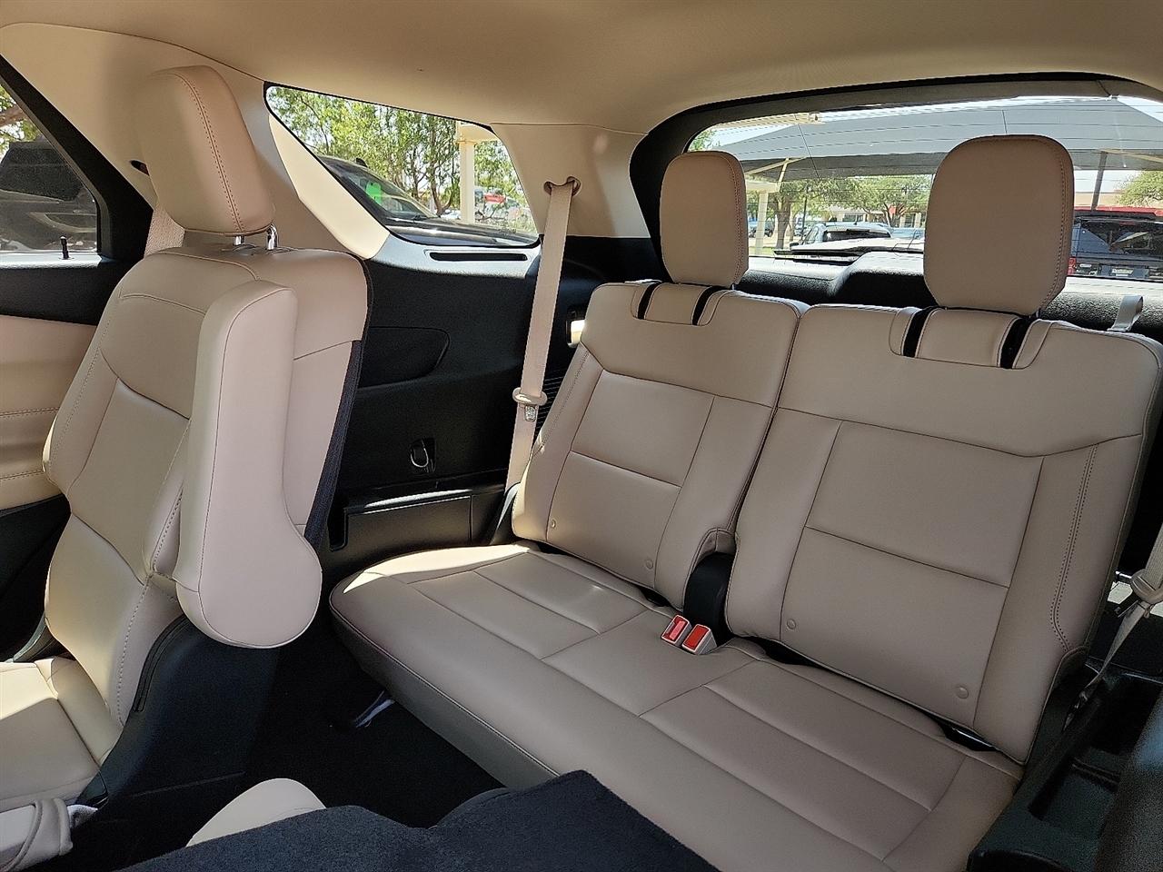 Ford Explorer XLT 2022