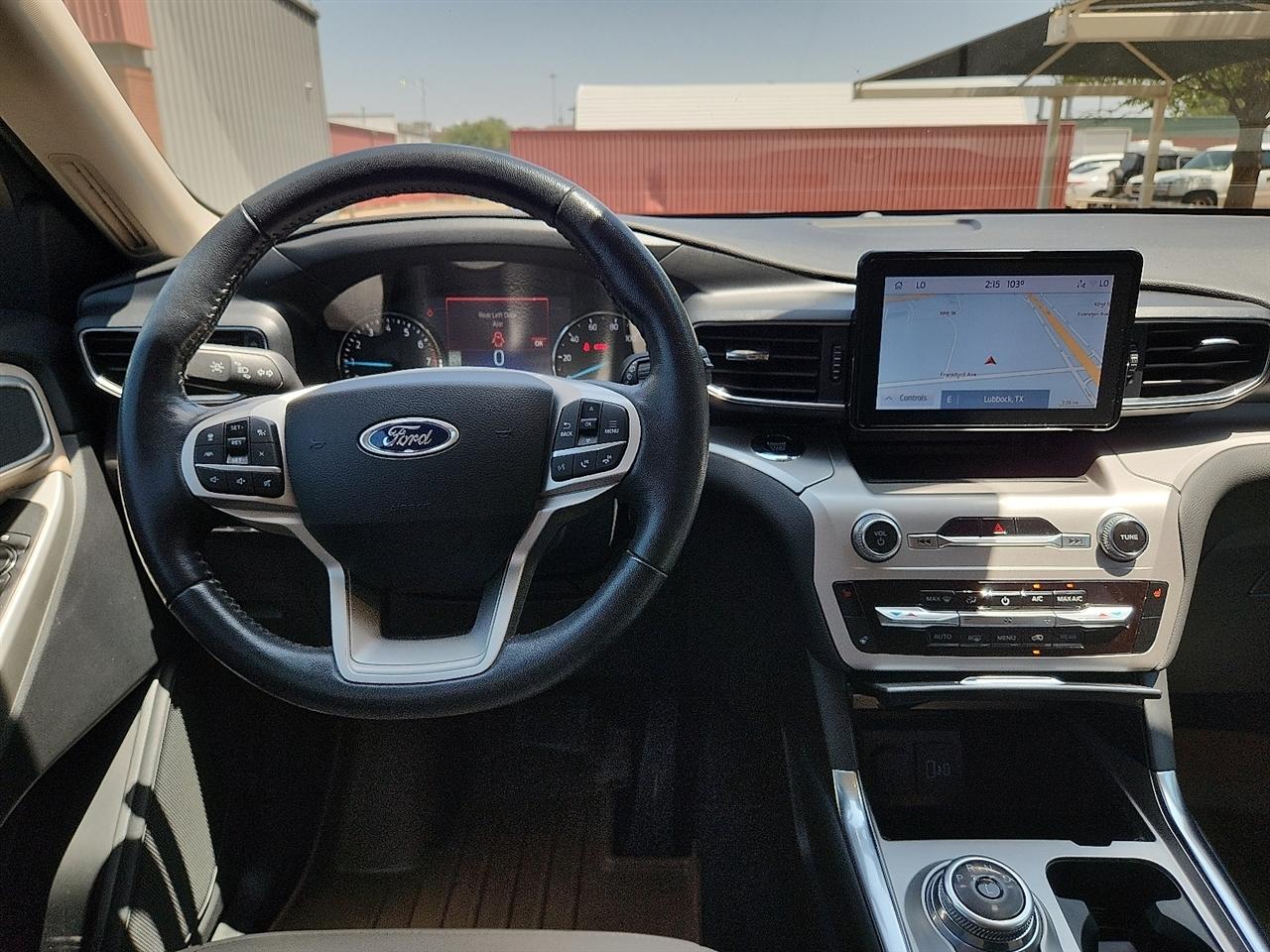 Ford Explorer XLT 2022