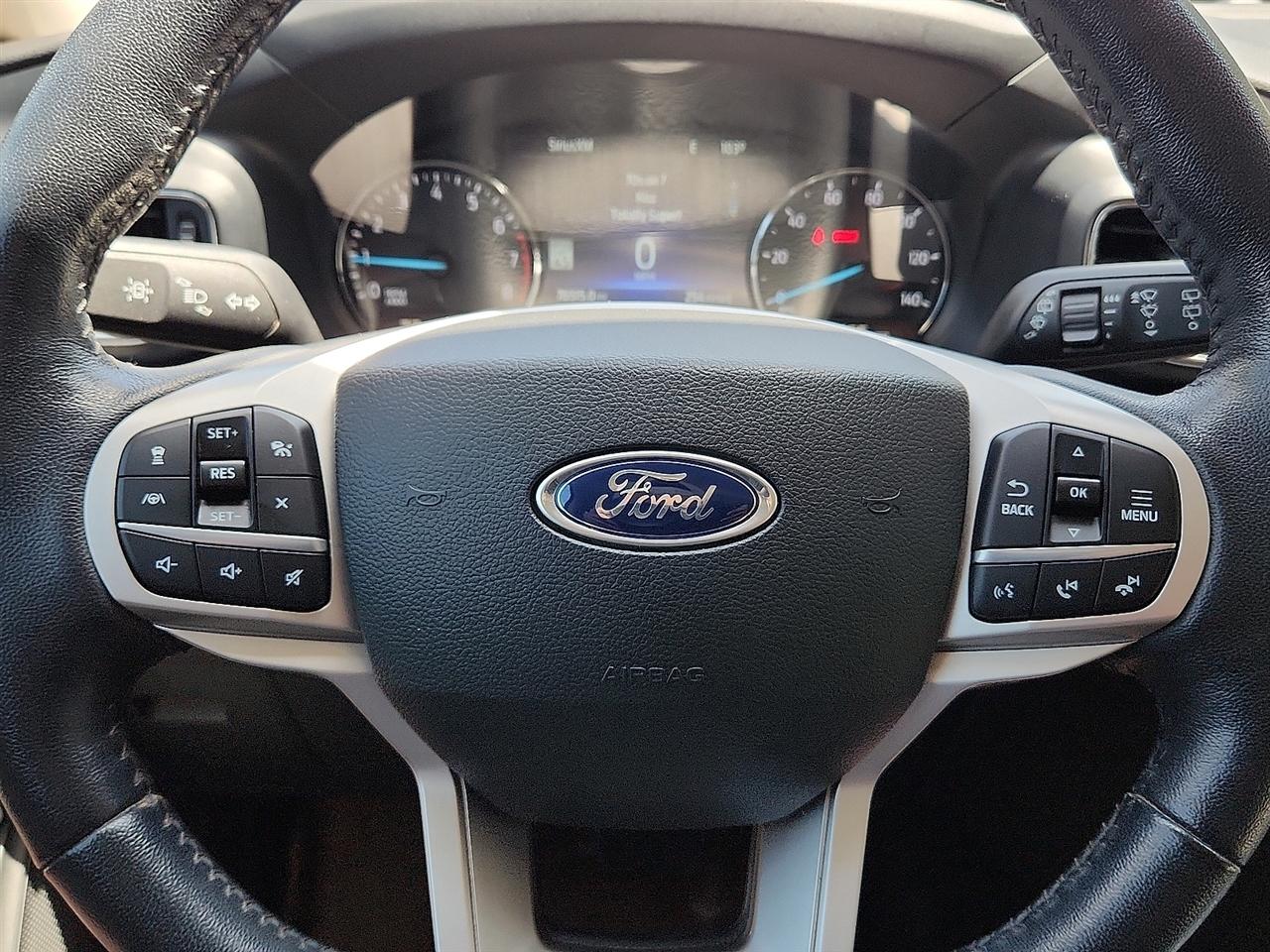 Ford Explorer XLT 2022