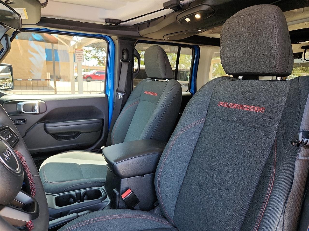 Jeep Wrangler  2025
