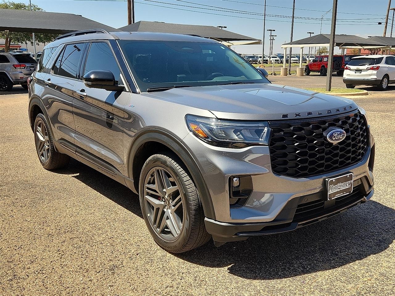 Ford Explorer  2025