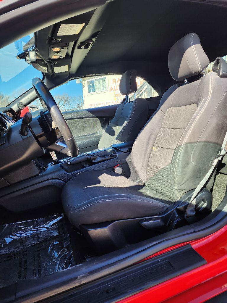 Ford Mustang V6 Convertible 2015