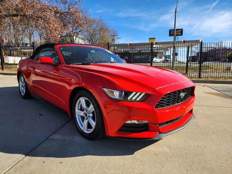 Ford Mustang V6 Convertible 2015