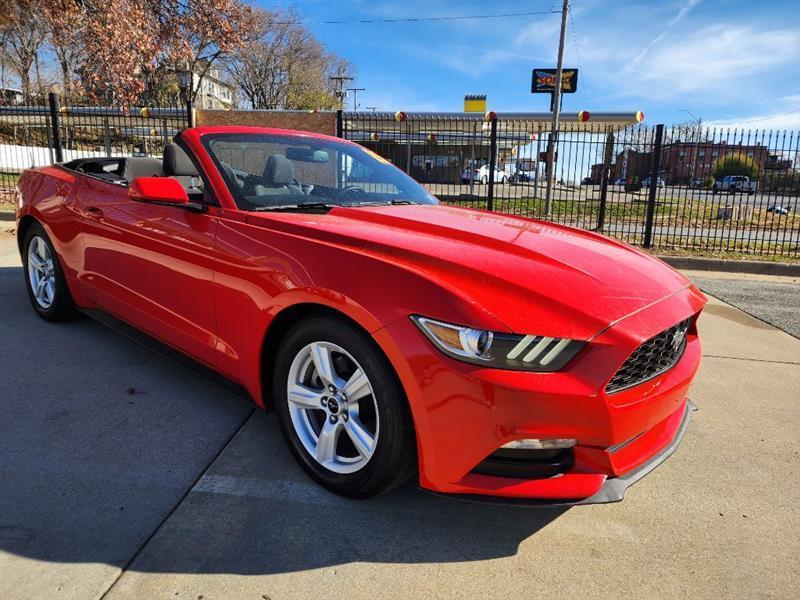 Ford Mustang V6 Convertible 2015