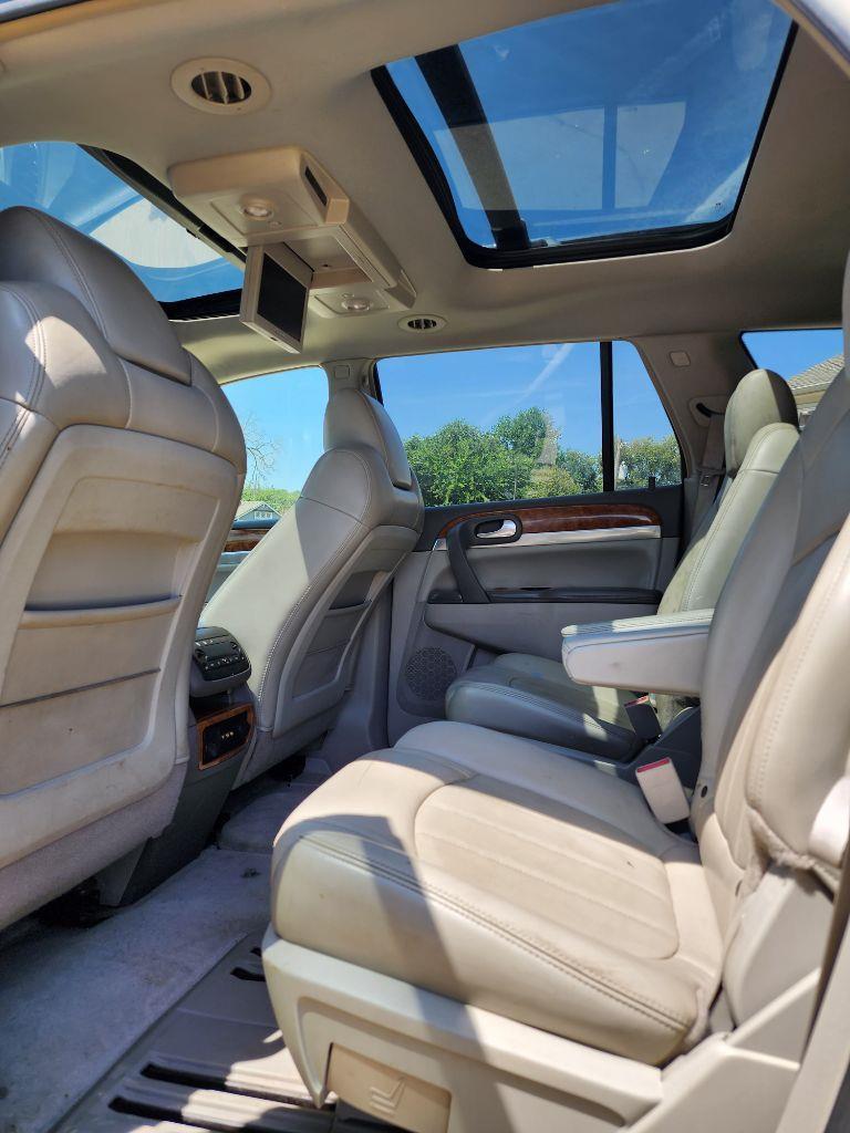 Buick Enclave CXL FWD 2009