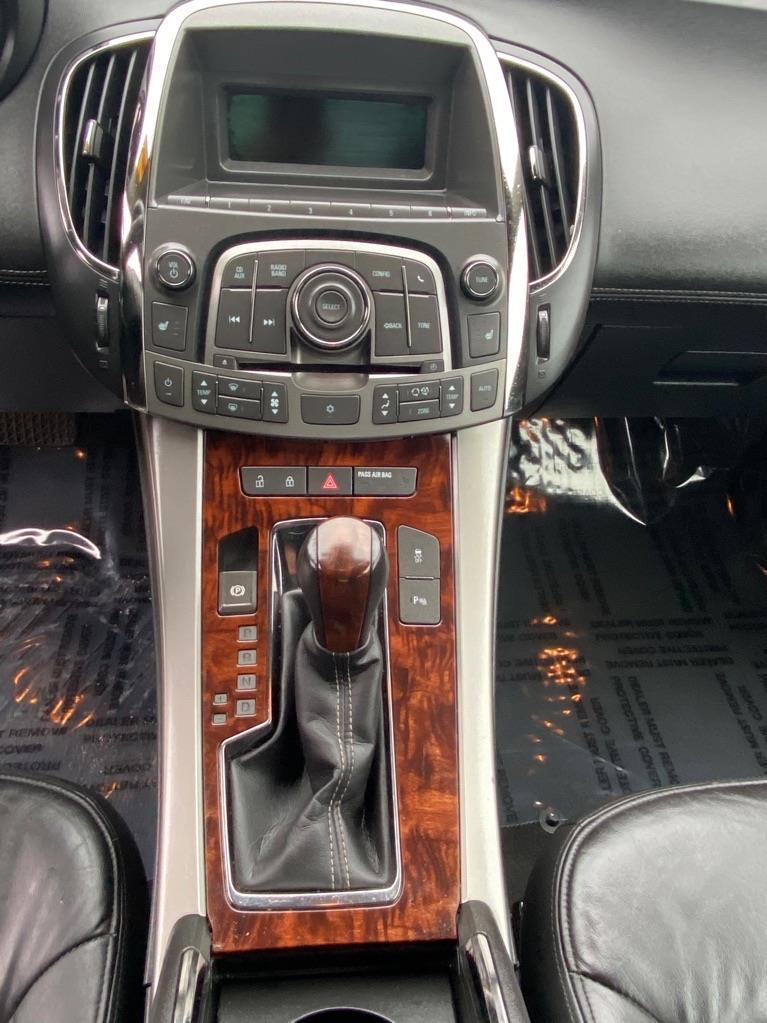 Buick LaCrosse Premium Package 1, w/Leather AWD 2012