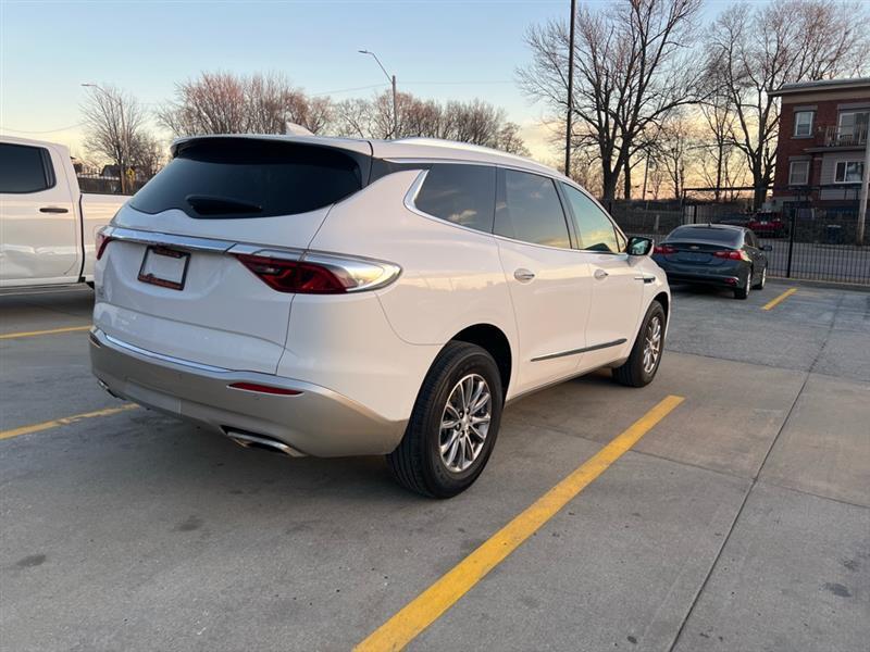 Buick Enclave Essence FWD 2022