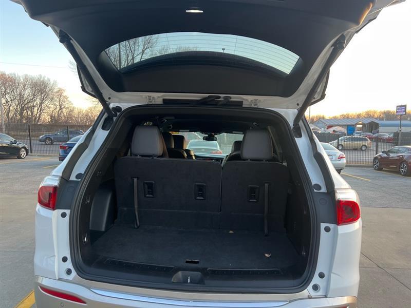 Buick Enclave Essence FWD 2022