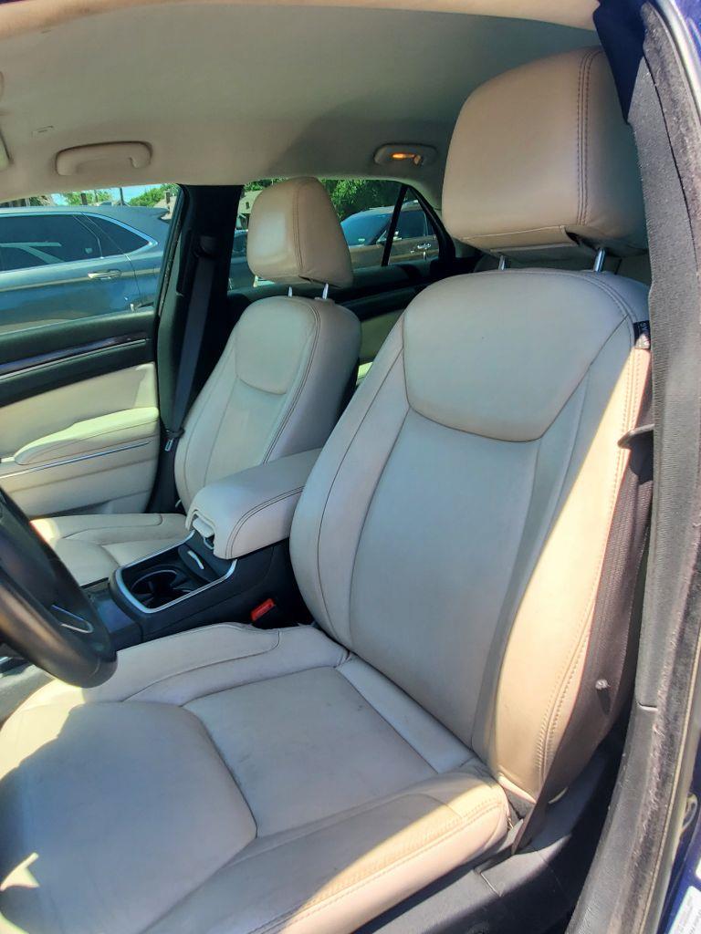 Chrysler 300 Limited RWD 2017