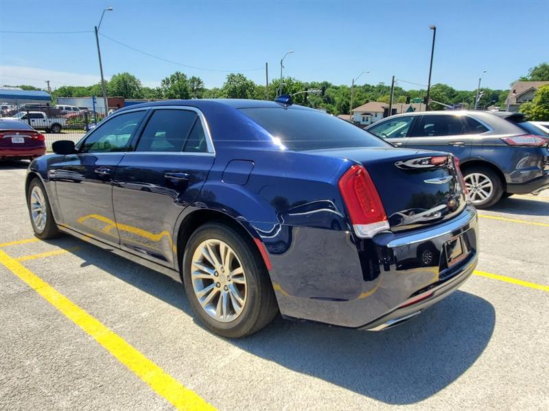 Chrysler 300 Limited RWD 2017
