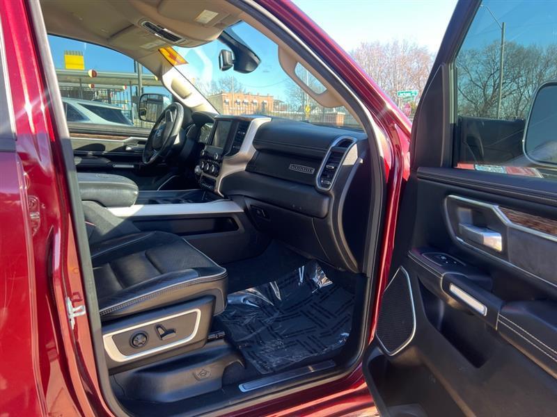 RAM 1500 Laramie Crew Cab SWB 4WD 2019