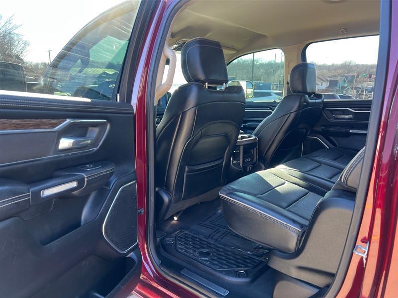 RAM 1500 Laramie Crew Cab SWB 4WD 2019