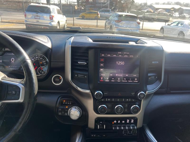 RAM 1500 Laramie Crew Cab SWB 4WD 2019