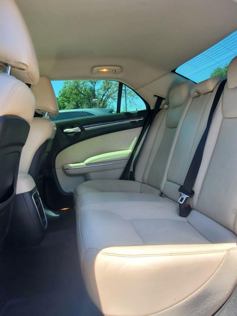 Chrysler 300 Limited RWD 2017