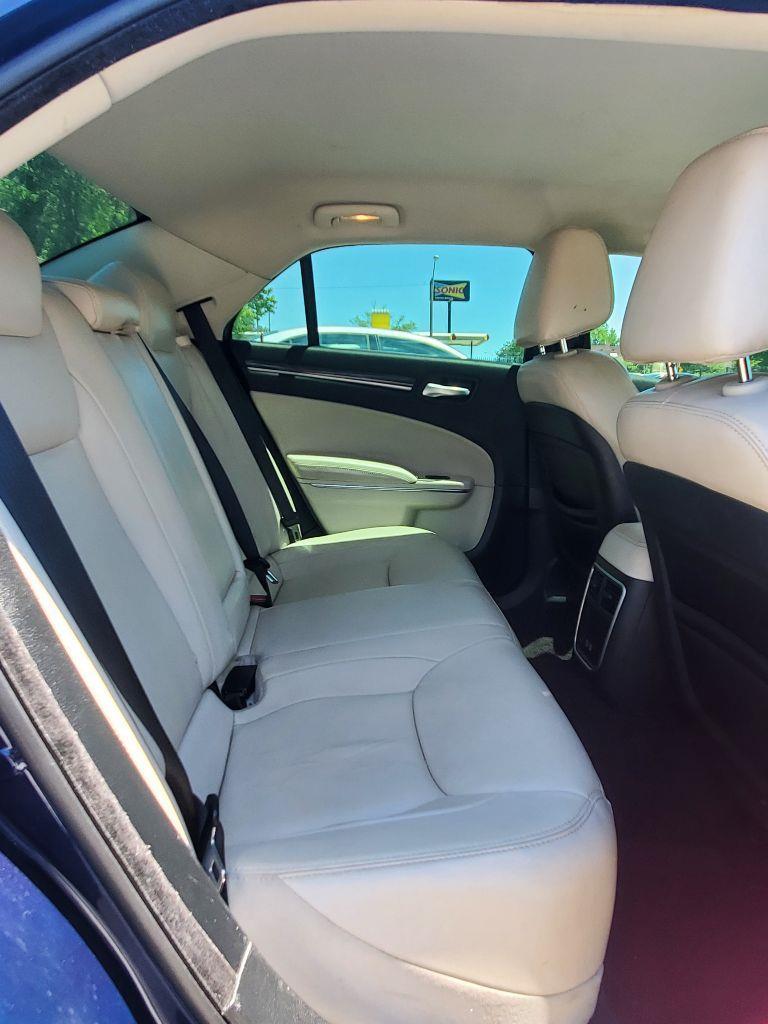 Chrysler 300 Limited RWD 2017