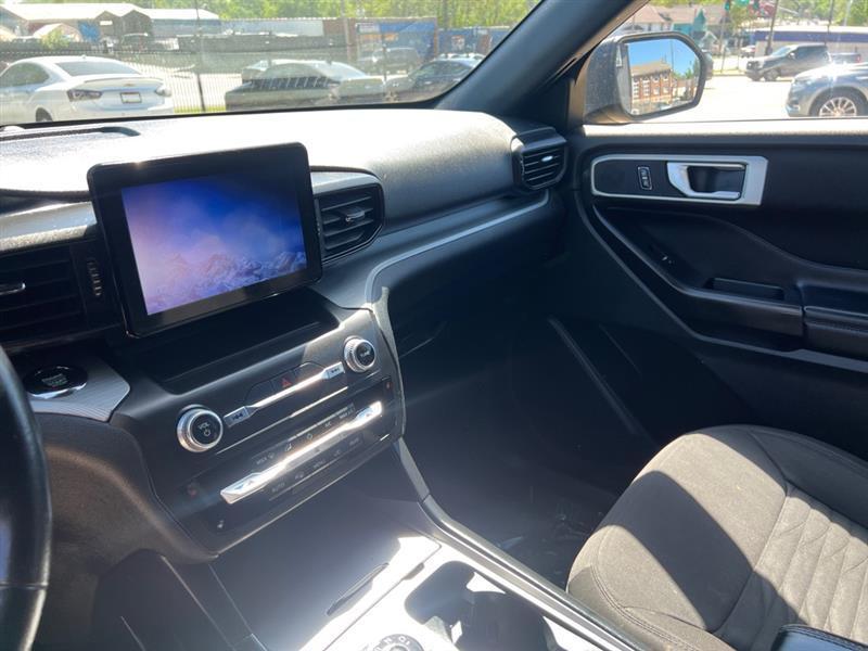 Ford Explorer XLT AWD 2020