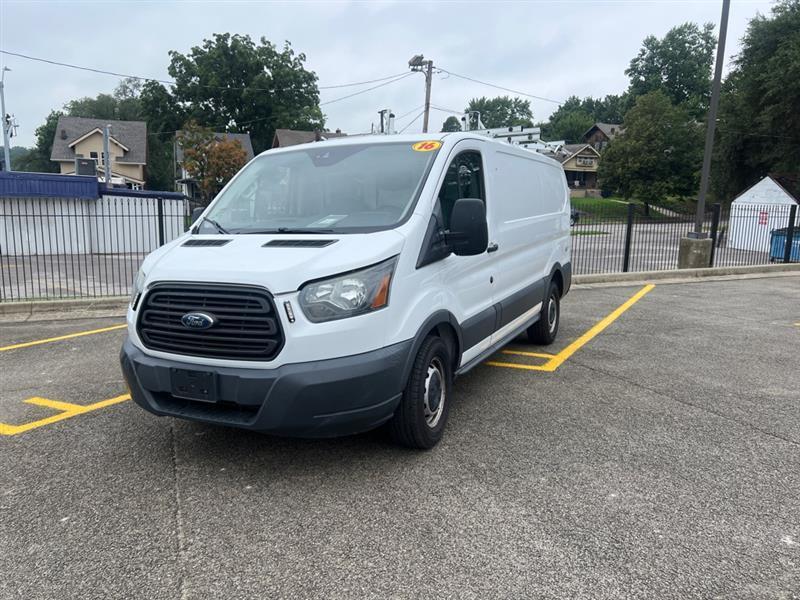 2016 Ford Transit 150 Van Low Roof 60/40 Pass. 130-in. WB