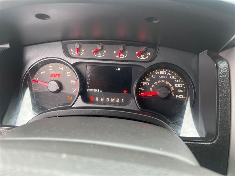 Ford F-150 SVT Raptor SuperCrew 5.5-ft. Bed 4WD 2013