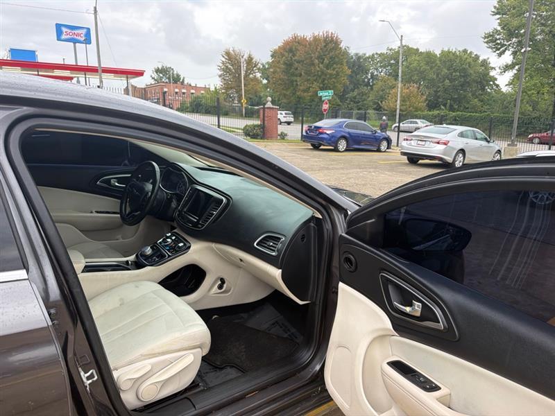 Chrysler 200 Limited 2015