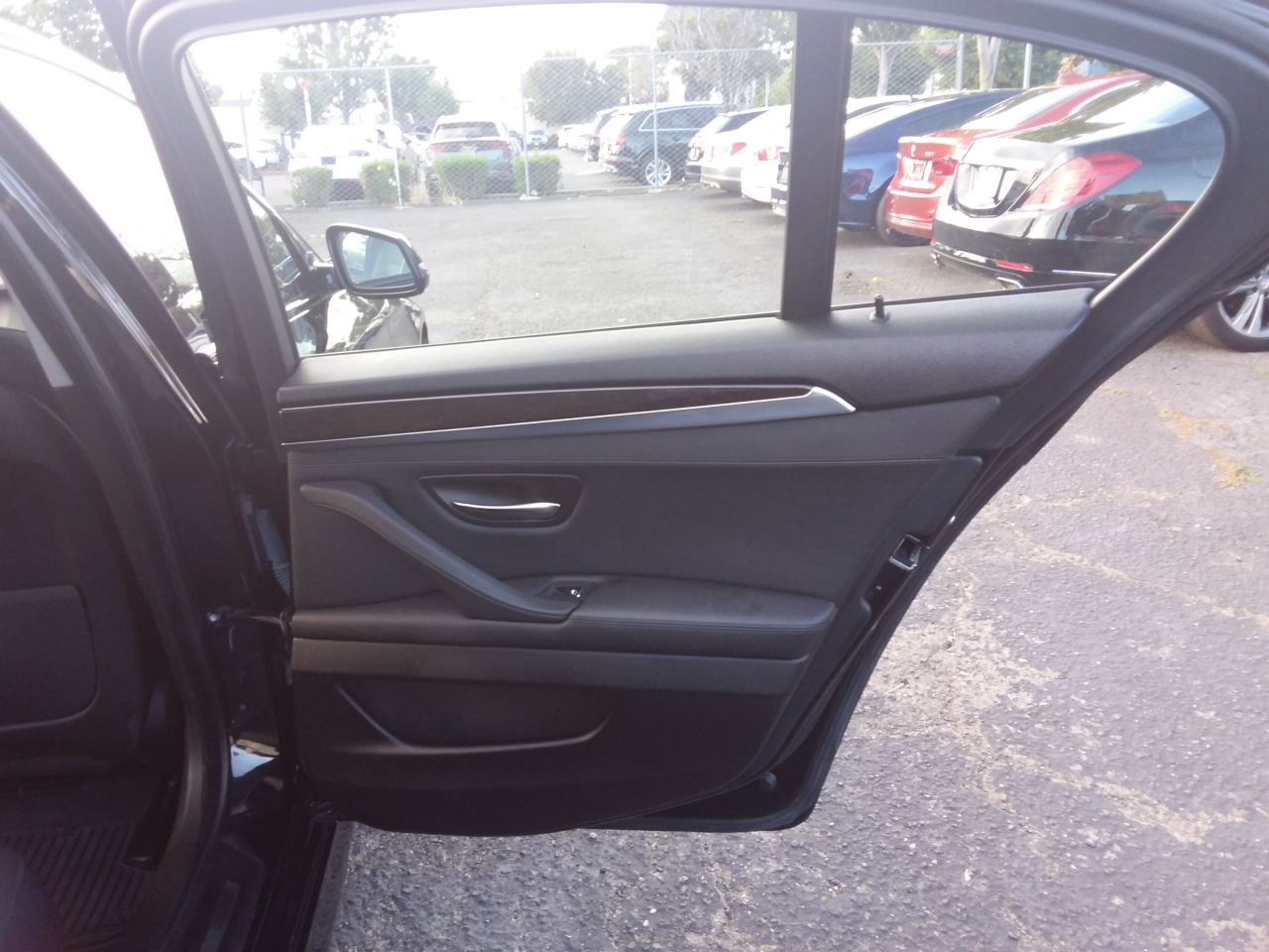 BMW 5-Series 528i 2016 BMW 5-Series 528i 2016