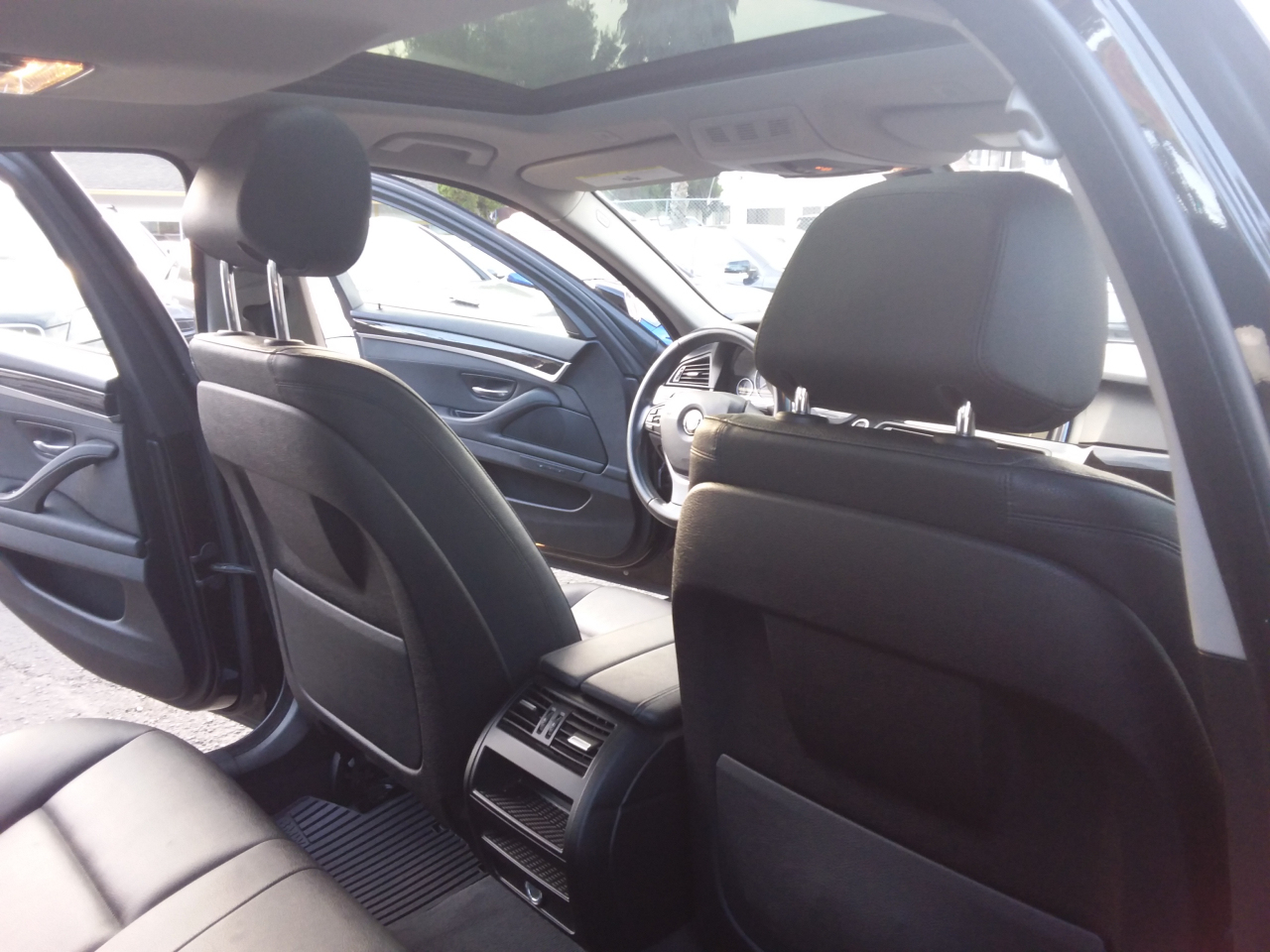 BMW 5-Series 528i 2016 BMW 5-Series 528i 2016