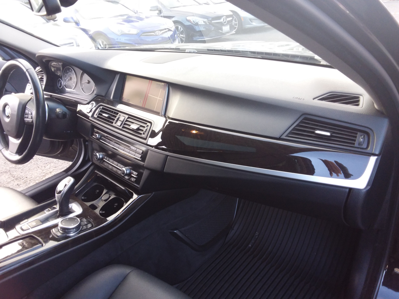 BMW 5-Series 528i 2016 BMW 5-Series 528i 2016