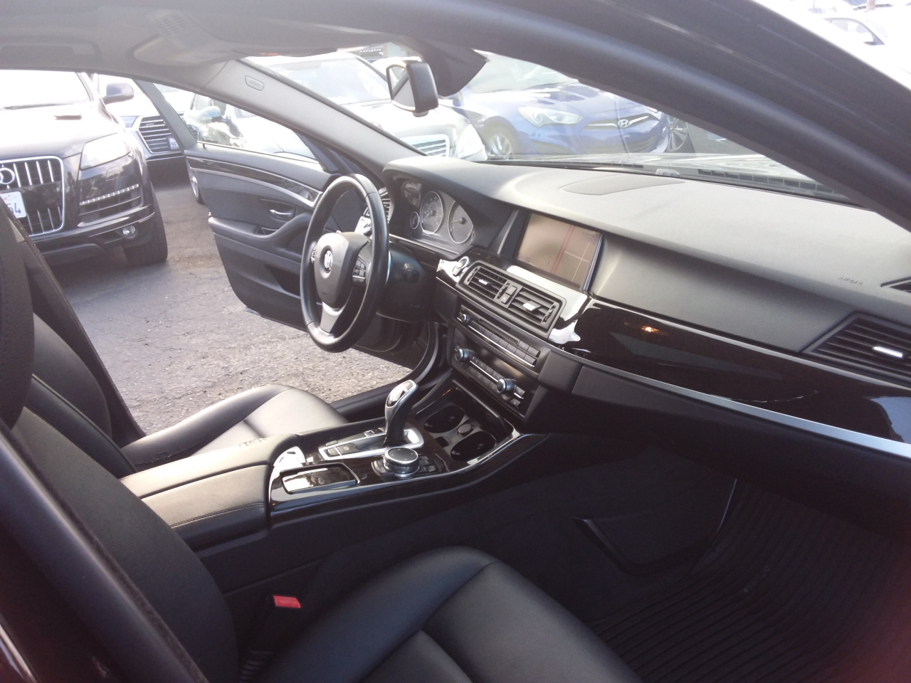 BMW 5-Series 528i 2016 BMW 5-Series 528i 2016