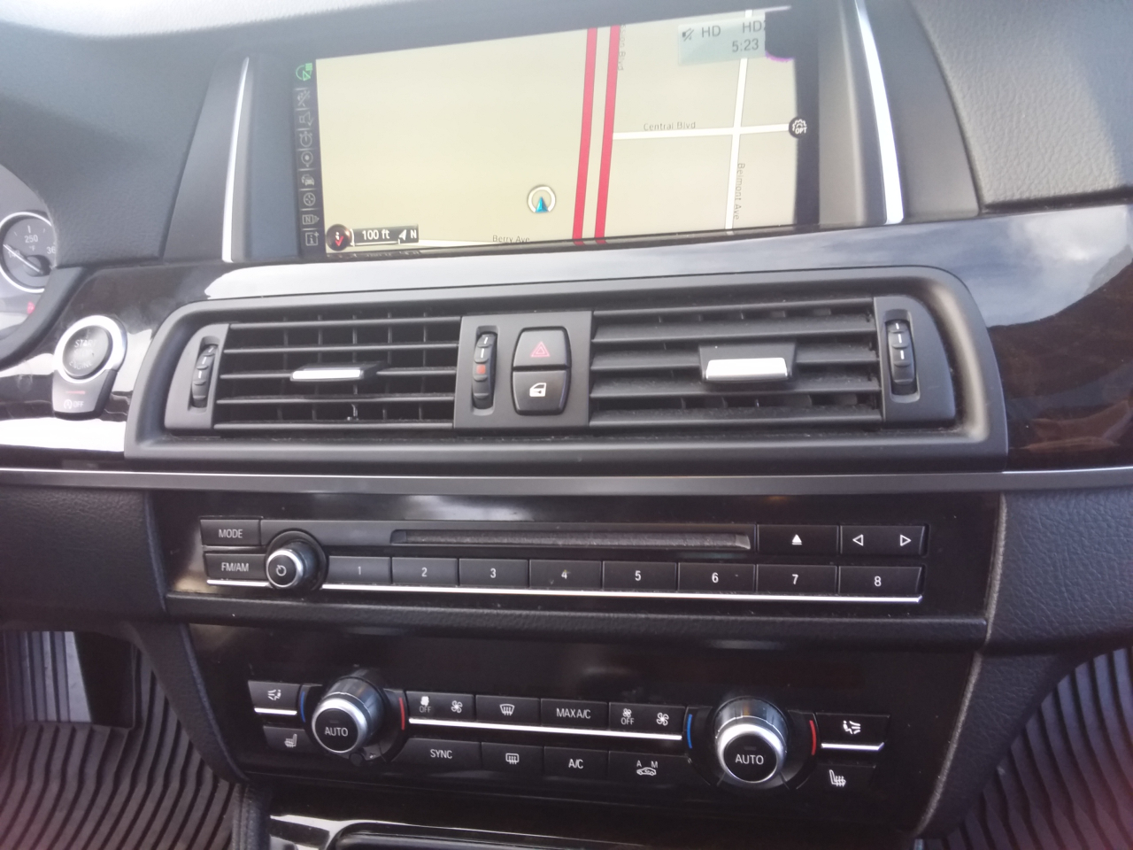 BMW 5-Series 528i 2016 BMW 5-Series 528i 2016