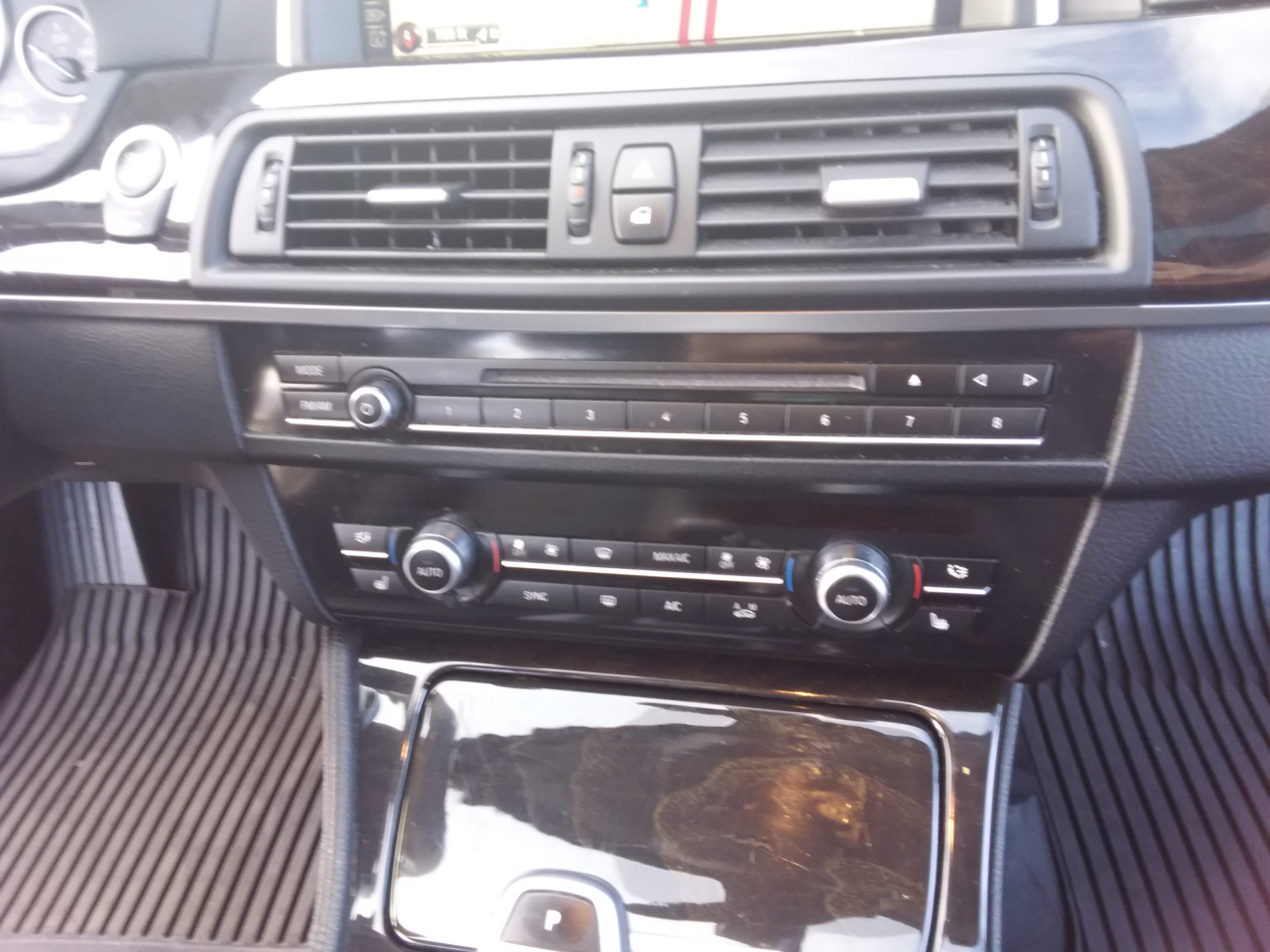 BMW 5-Series 528i 2016 BMW 5-Series 528i 2016