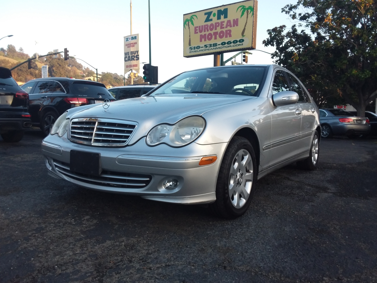 2005 Mercedes-Benz C-Class C240 Luxury Sedan