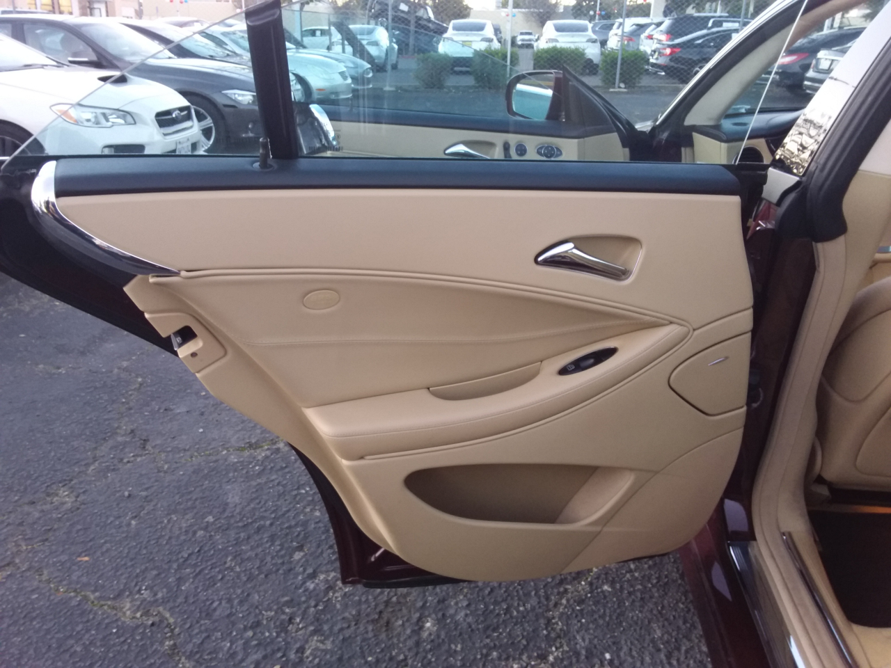 Mercedes-Benz CLS-Class CLS550 2011