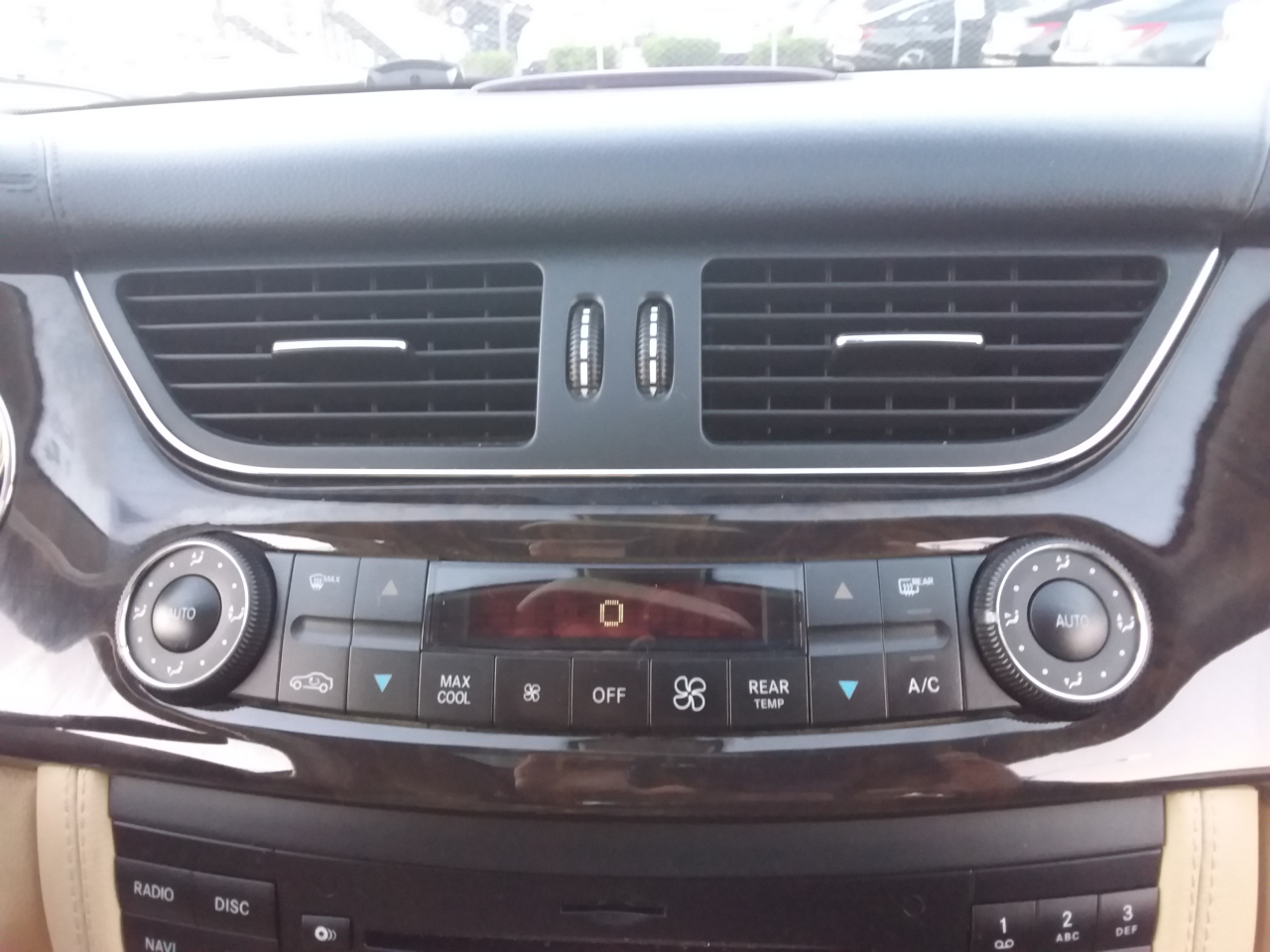 Mercedes-Benz CLS-Class CLS550 2011