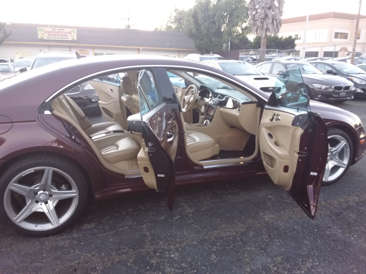 Mercedes-Benz CLS-Class CLS550 2011