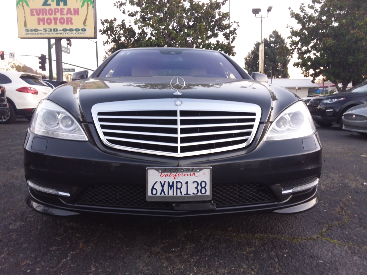 Mercedes-Benz S-Class S550 2012