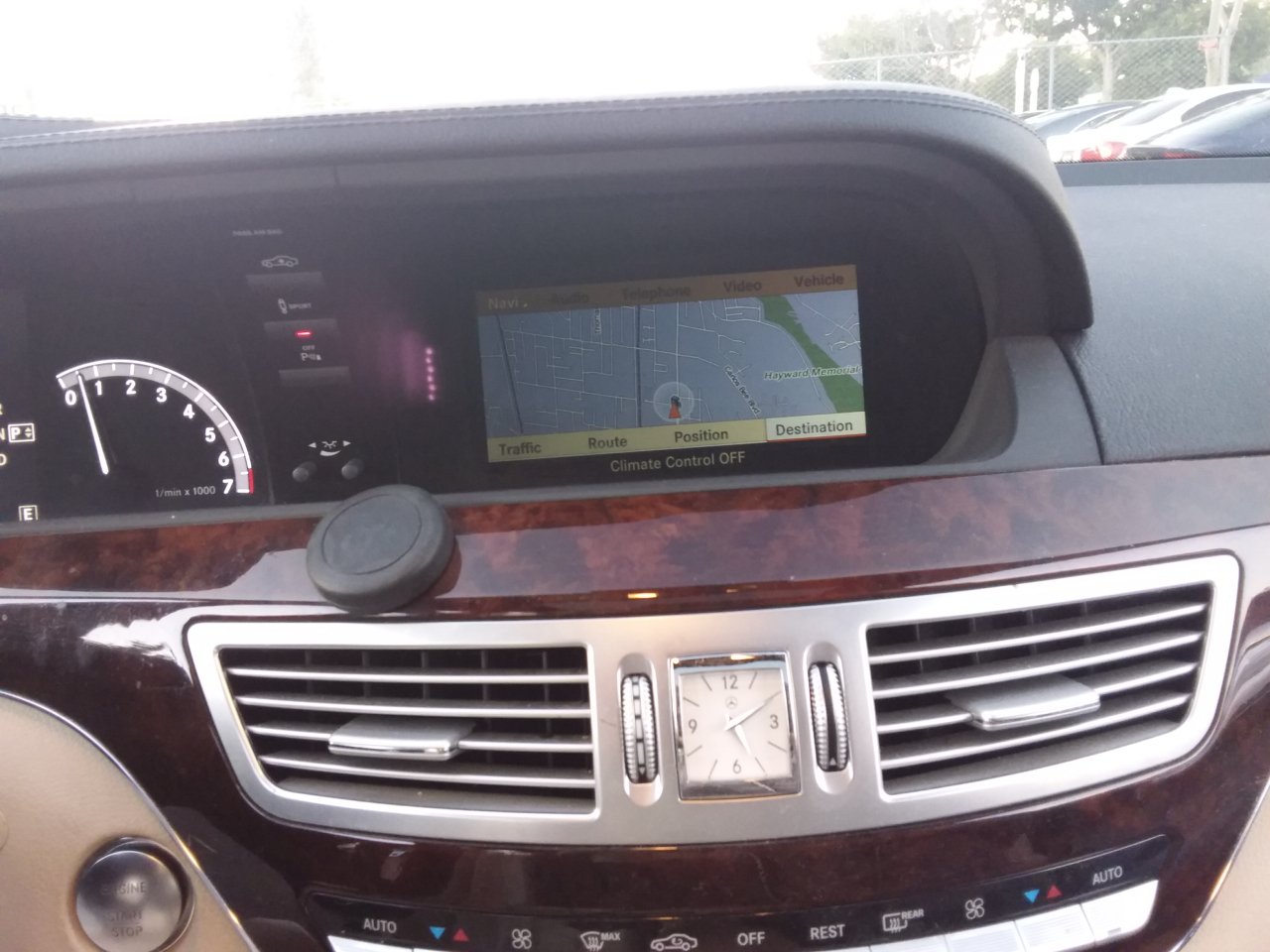 Mercedes-Benz S-Class S550 2012